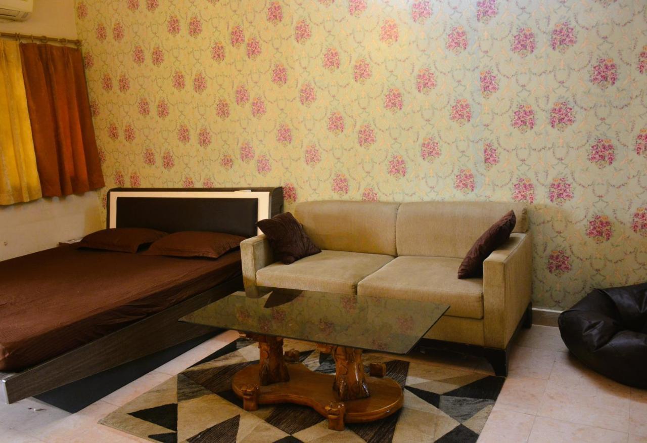 Malaiya Homestay - Grandeur Living Experience Dzsabalpur Kültér fotó