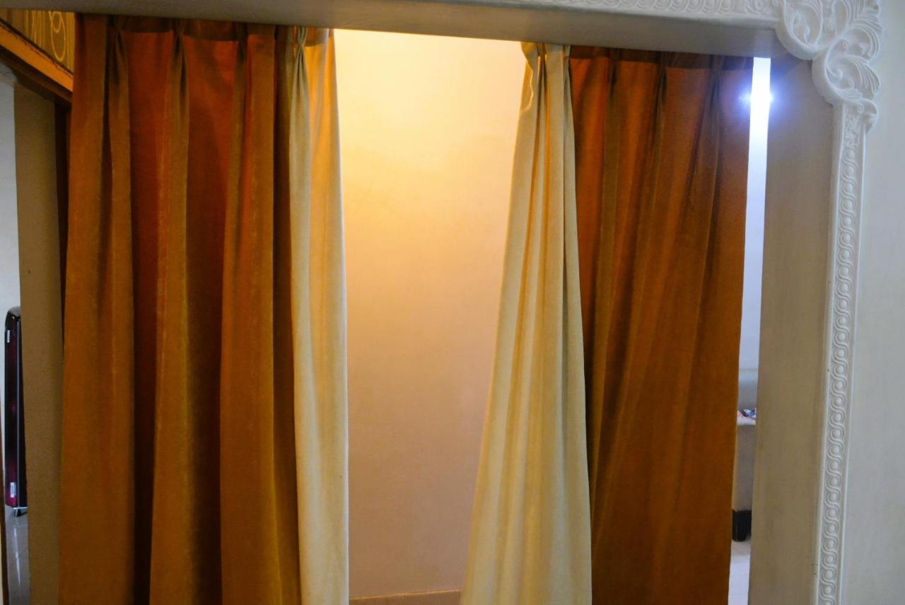 Malaiya Homestay - Grandeur Living Experience Dzsabalpur Kültér fotó